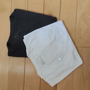 GAP V-Neck T-Shirts x2 - Men's Small